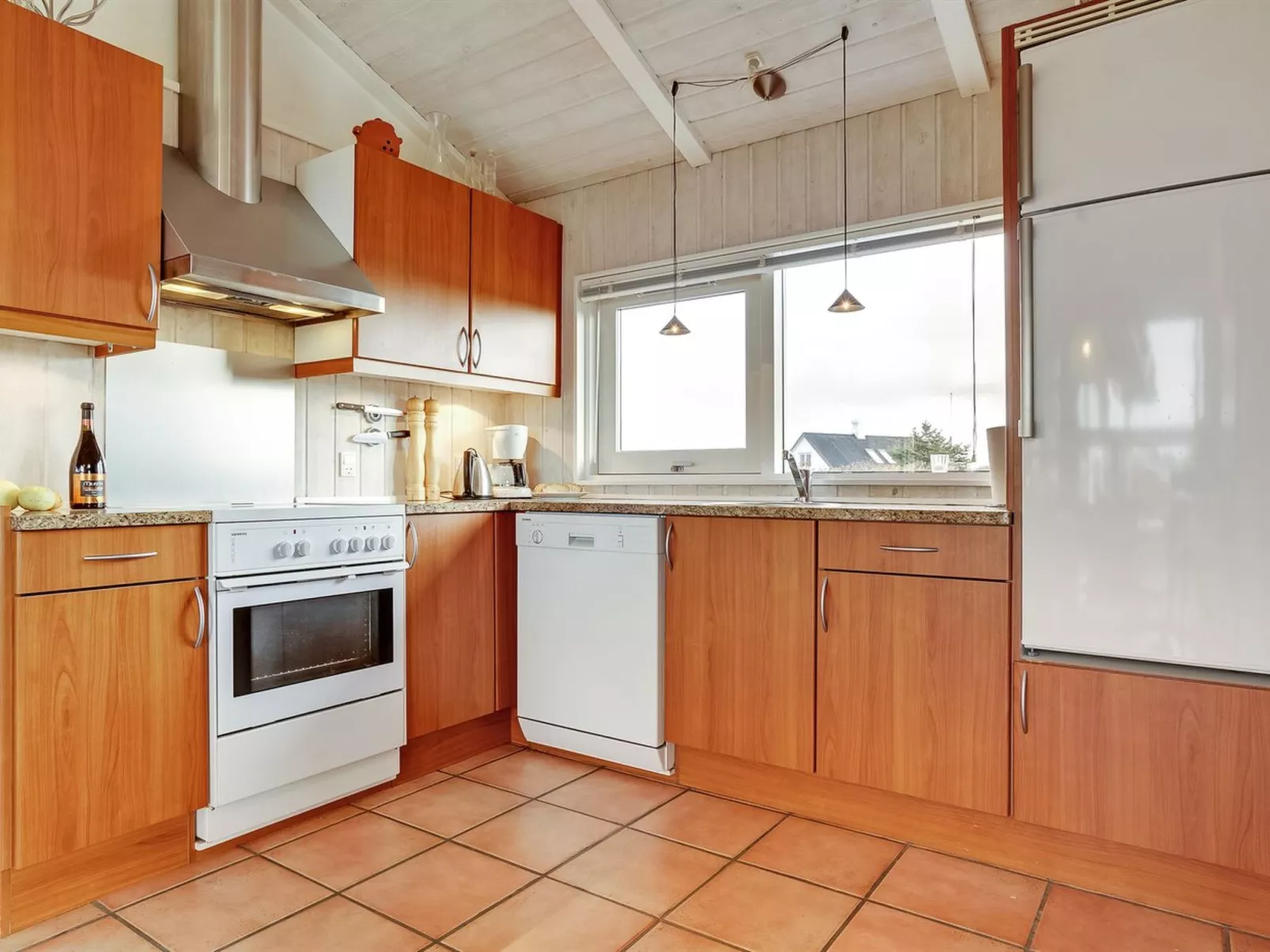 "Lien" - 160m from the sea-Binnen