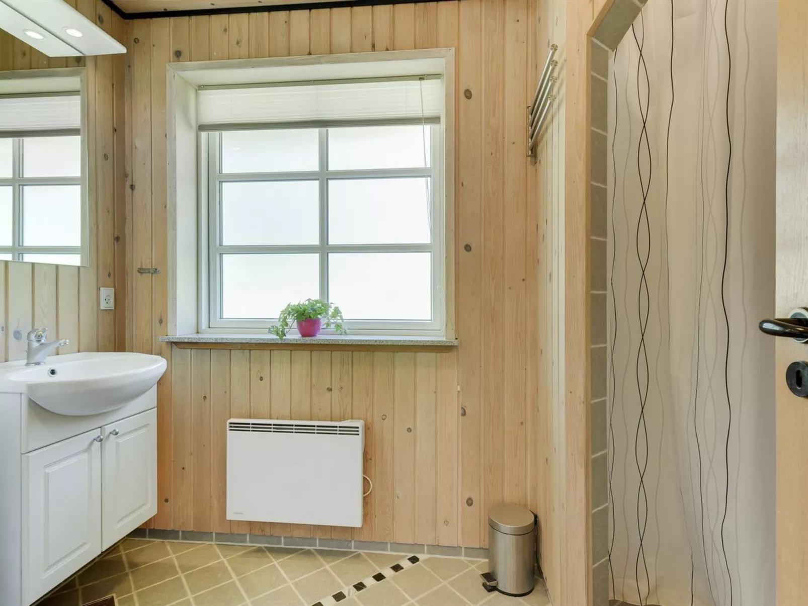 "Vaska" - 550m from the sea-Binnen