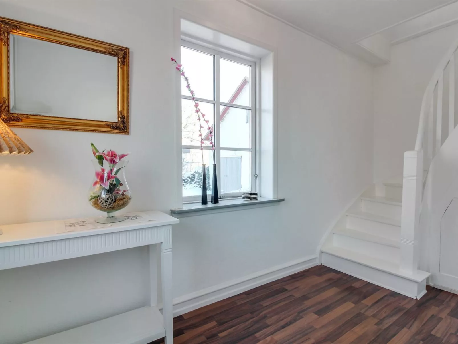 "Fraþulf" - 6km from the sea-Binnen