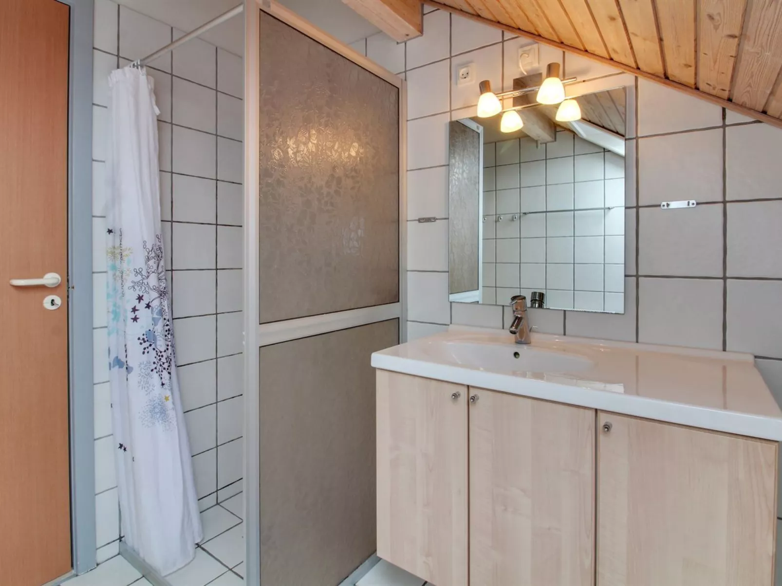 "Arna" - 2.3km from the sea-Binnen