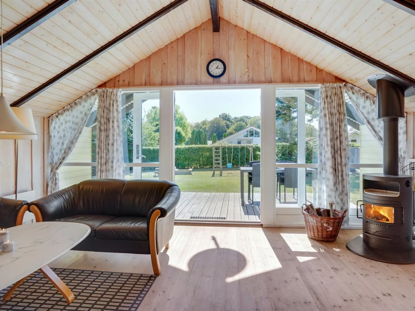 "Annelore" - 400m from the sea-Binnen