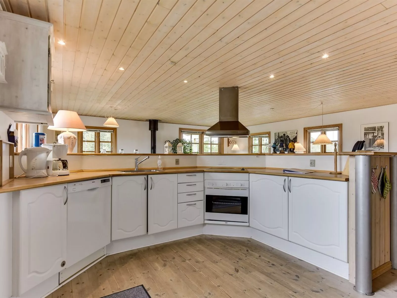 "Dortea" - 600m from the sea-Binnen