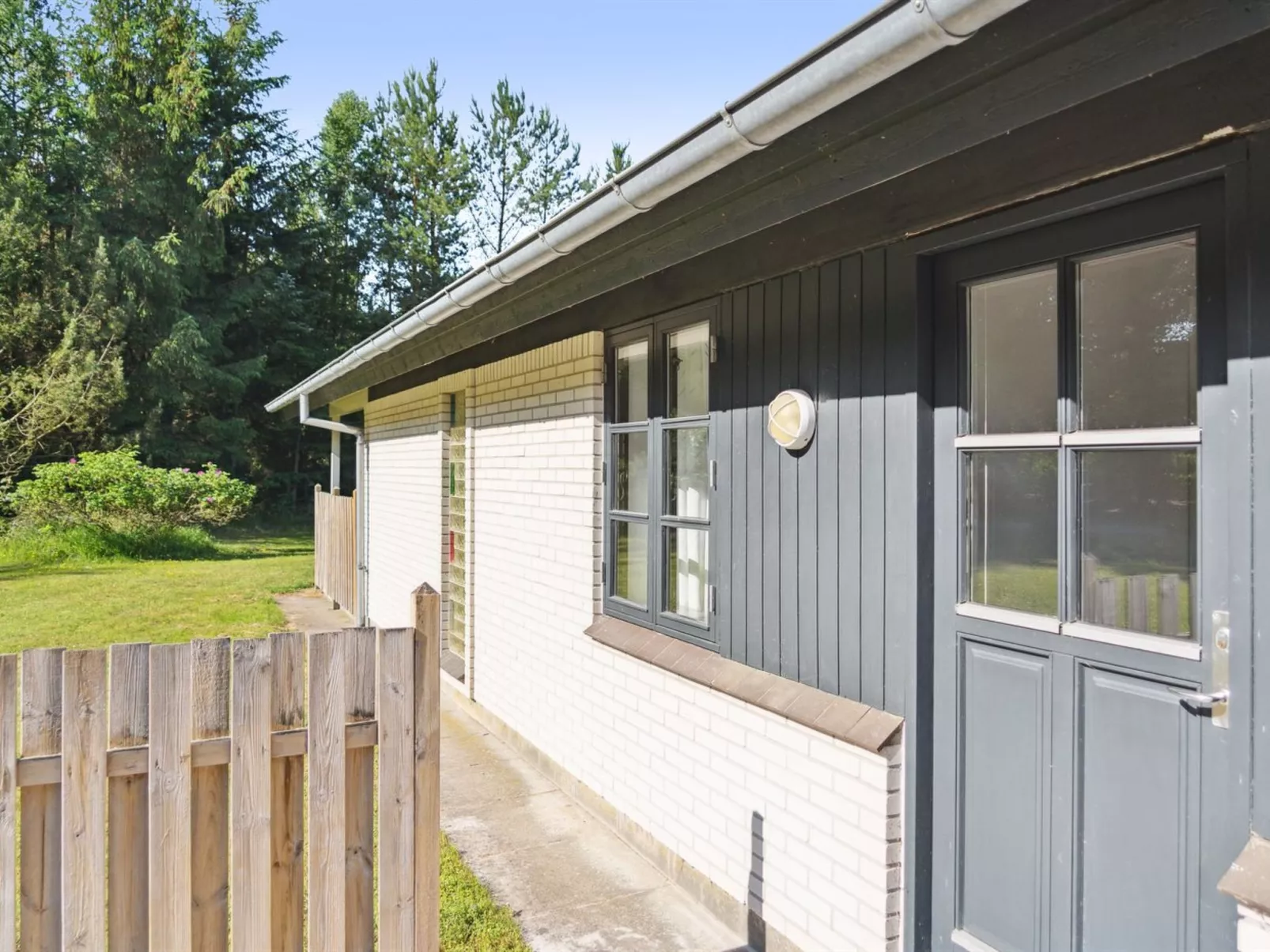 "Henny" - 1.5km from the sea-Buiten