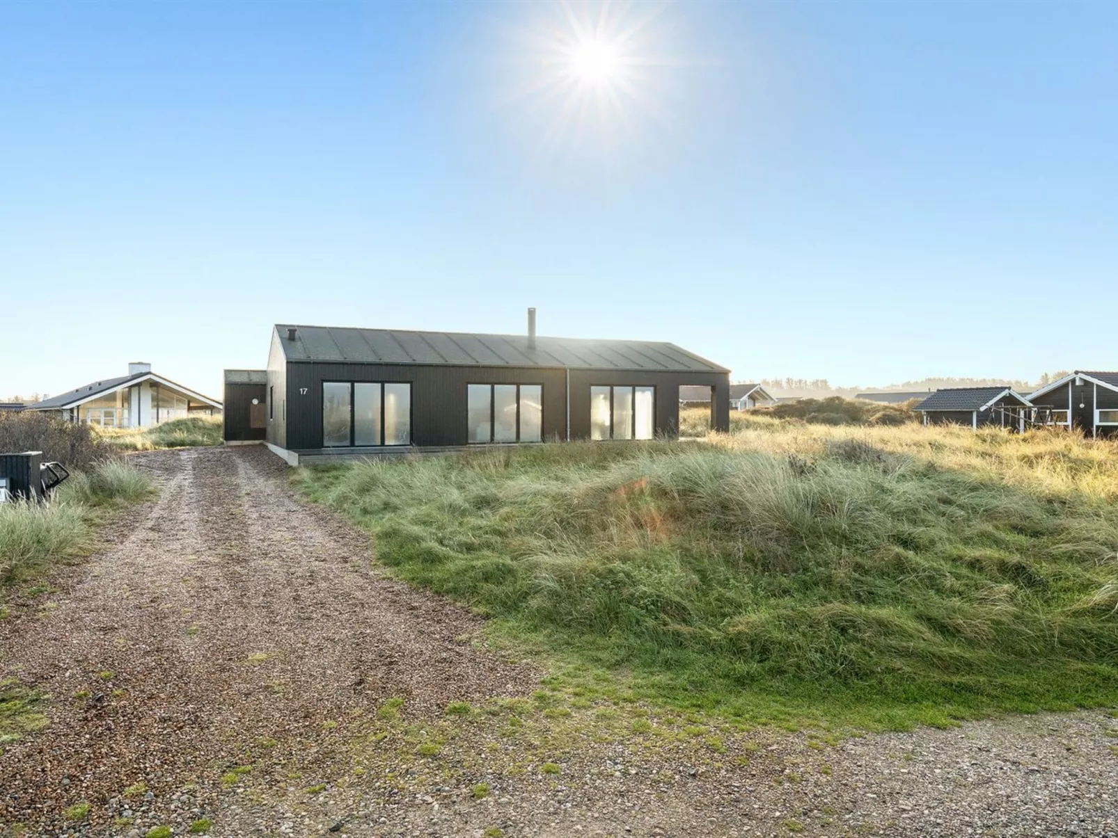 "Fannie" - 250m from the sea-Buiten