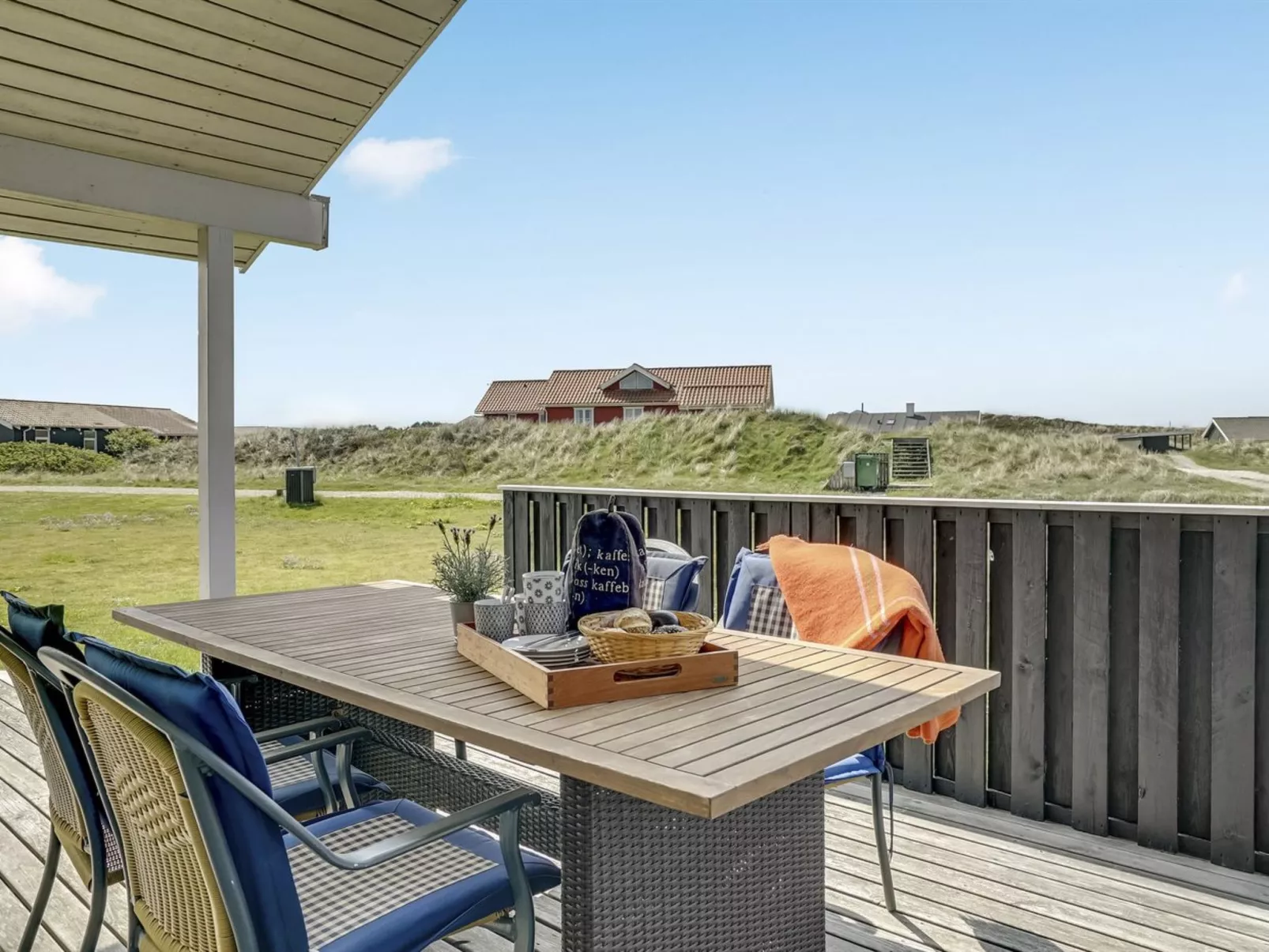 "Emppu" - 400m from the sea-Buiten