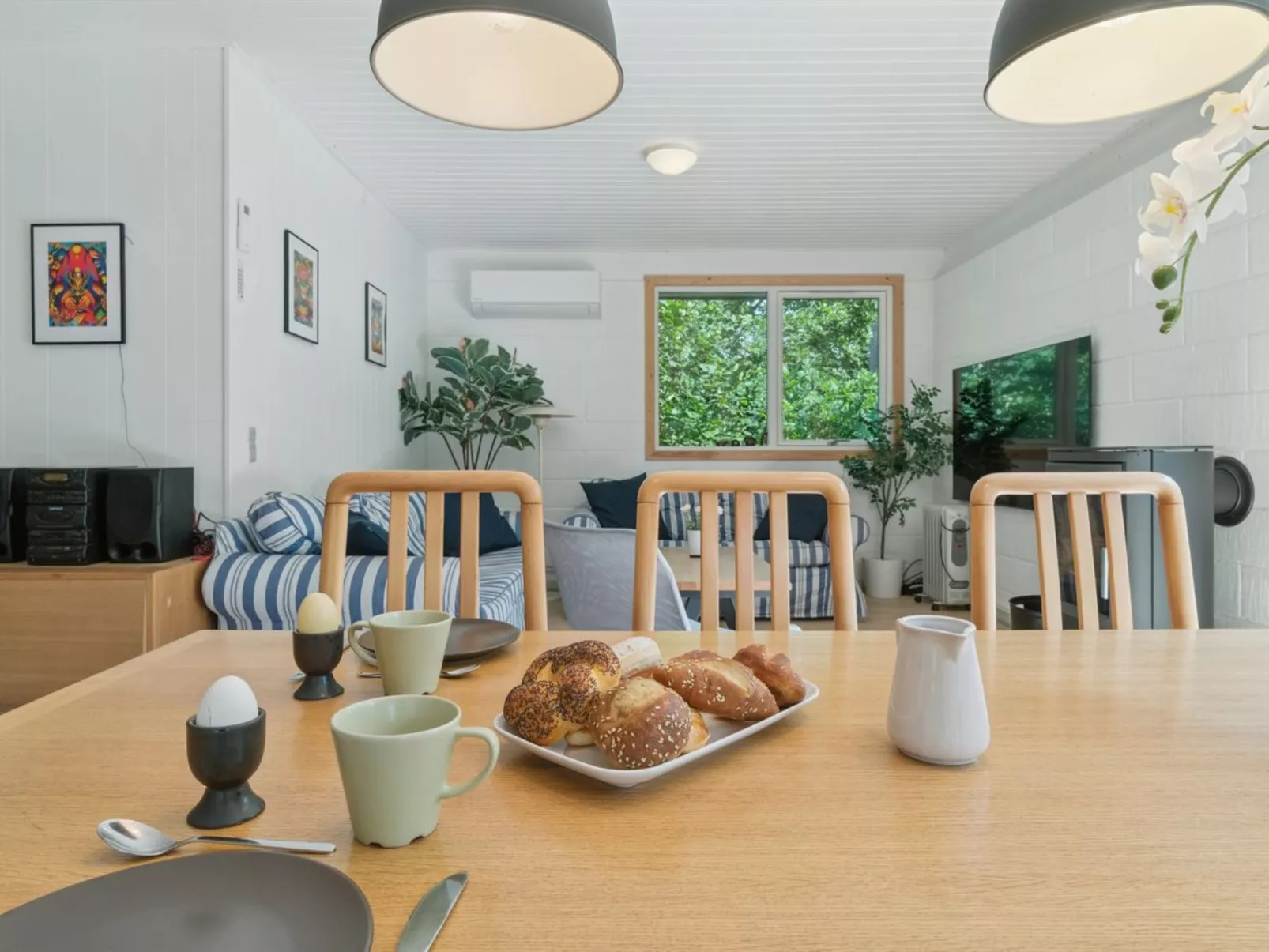 "Henri" - 800m from the sea-Binnen