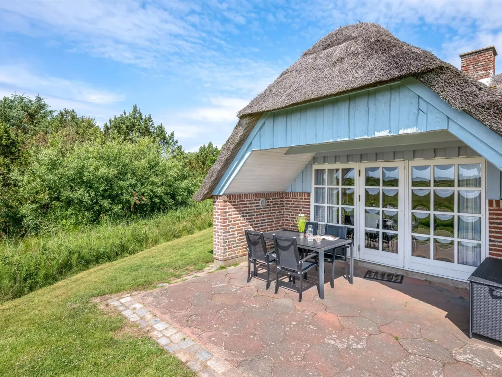 "Vangja" - 700m to the fjord-Buiten