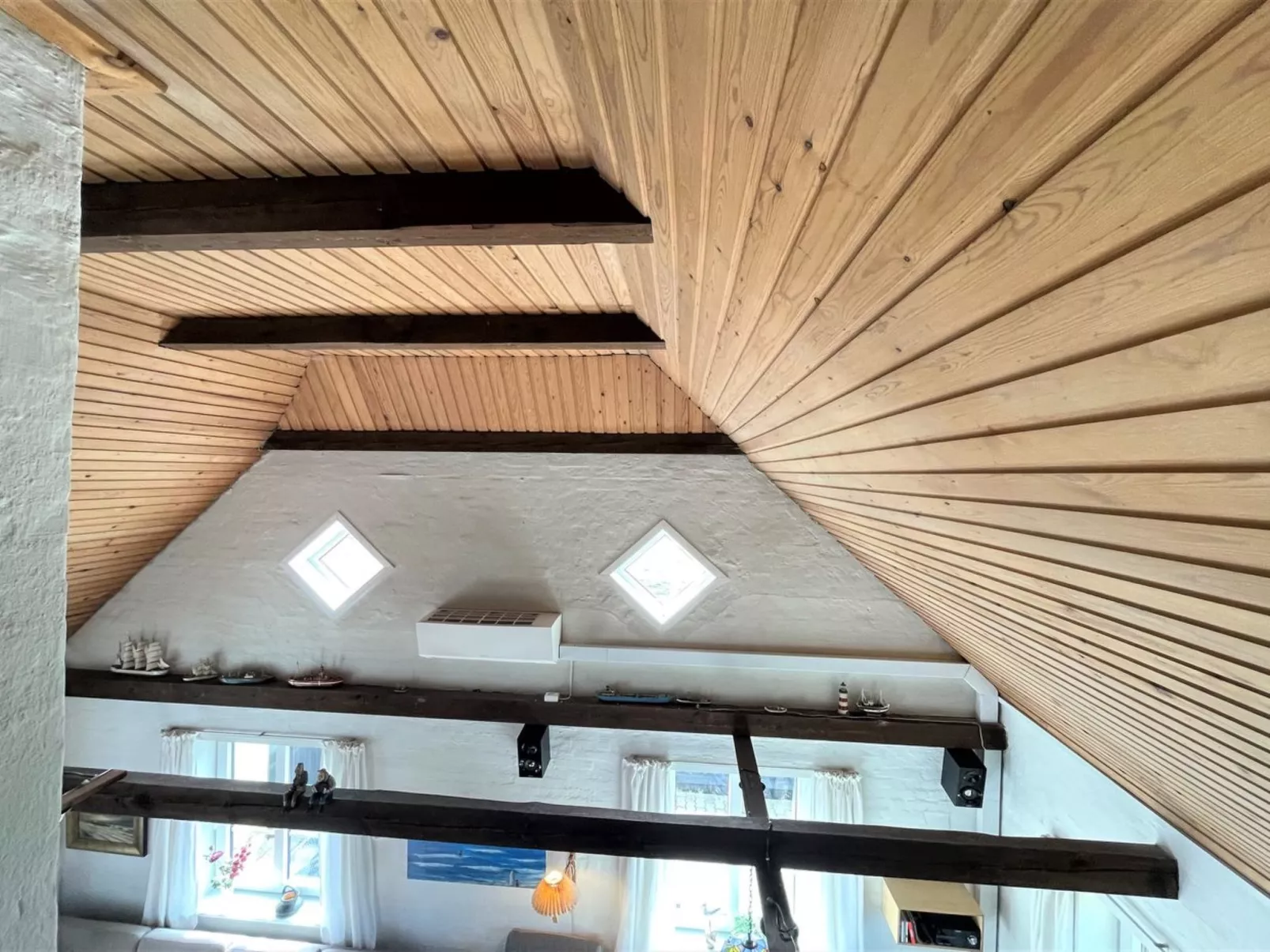 "Trugot" - 450m to the fjord-Binnen