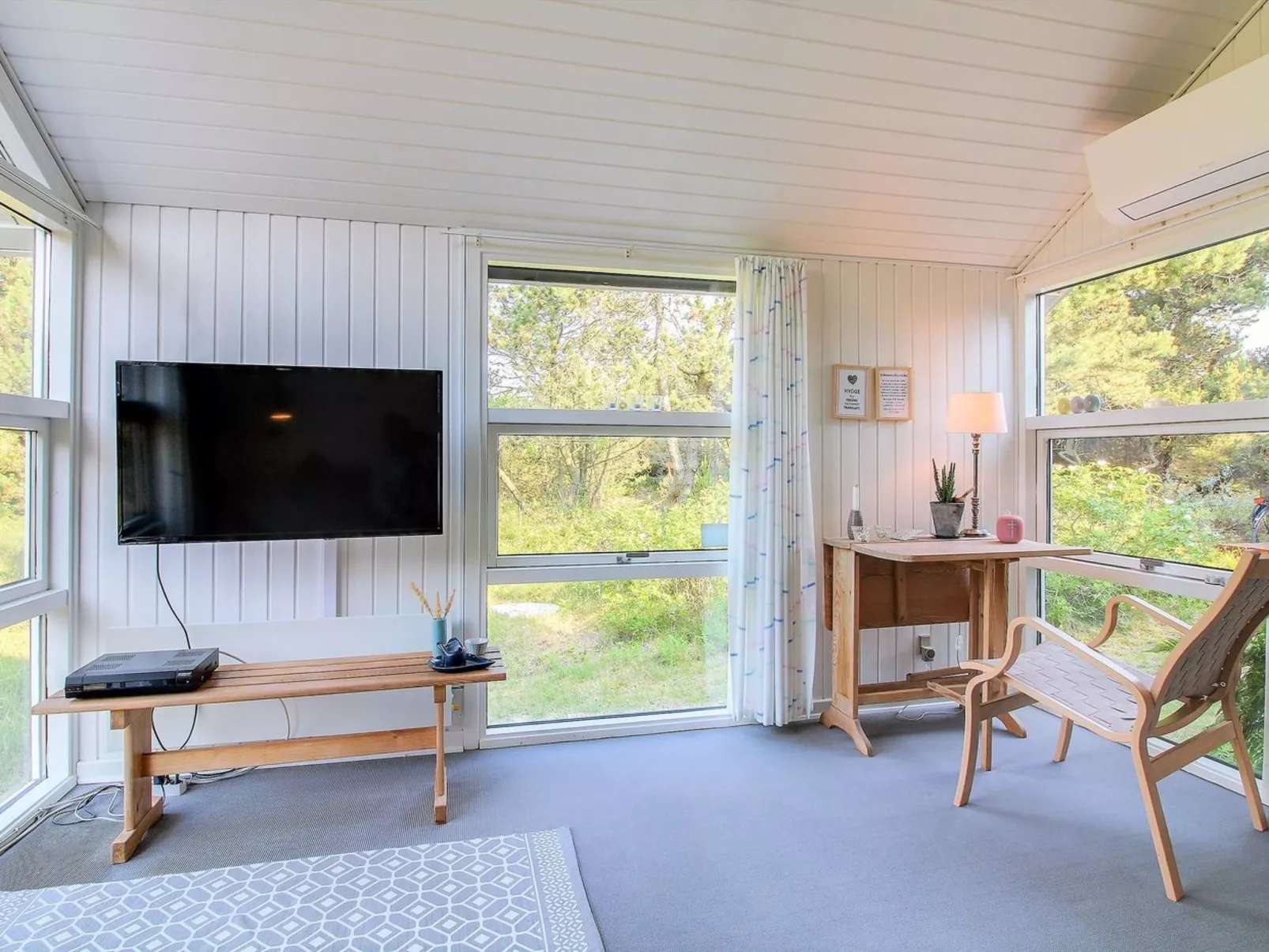 "Glady" - 500m from the sea-Binnen