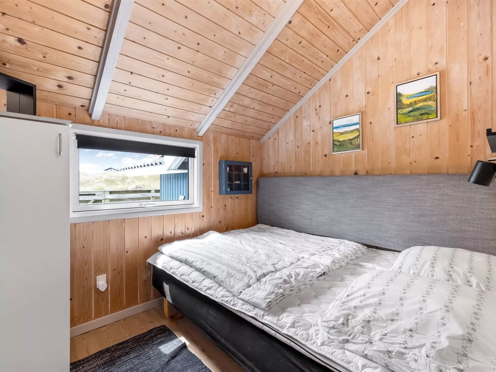 "Valia" - 400m to the fjord-Binnen