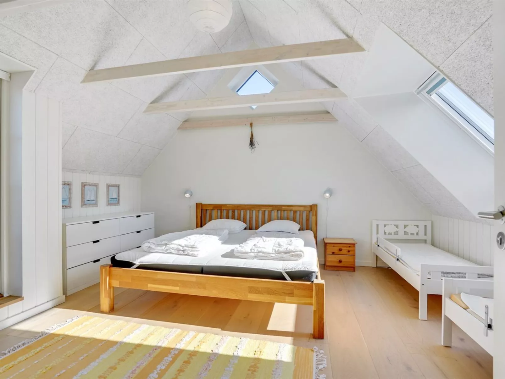 "Shiva" - 300m from the sea-Binnen