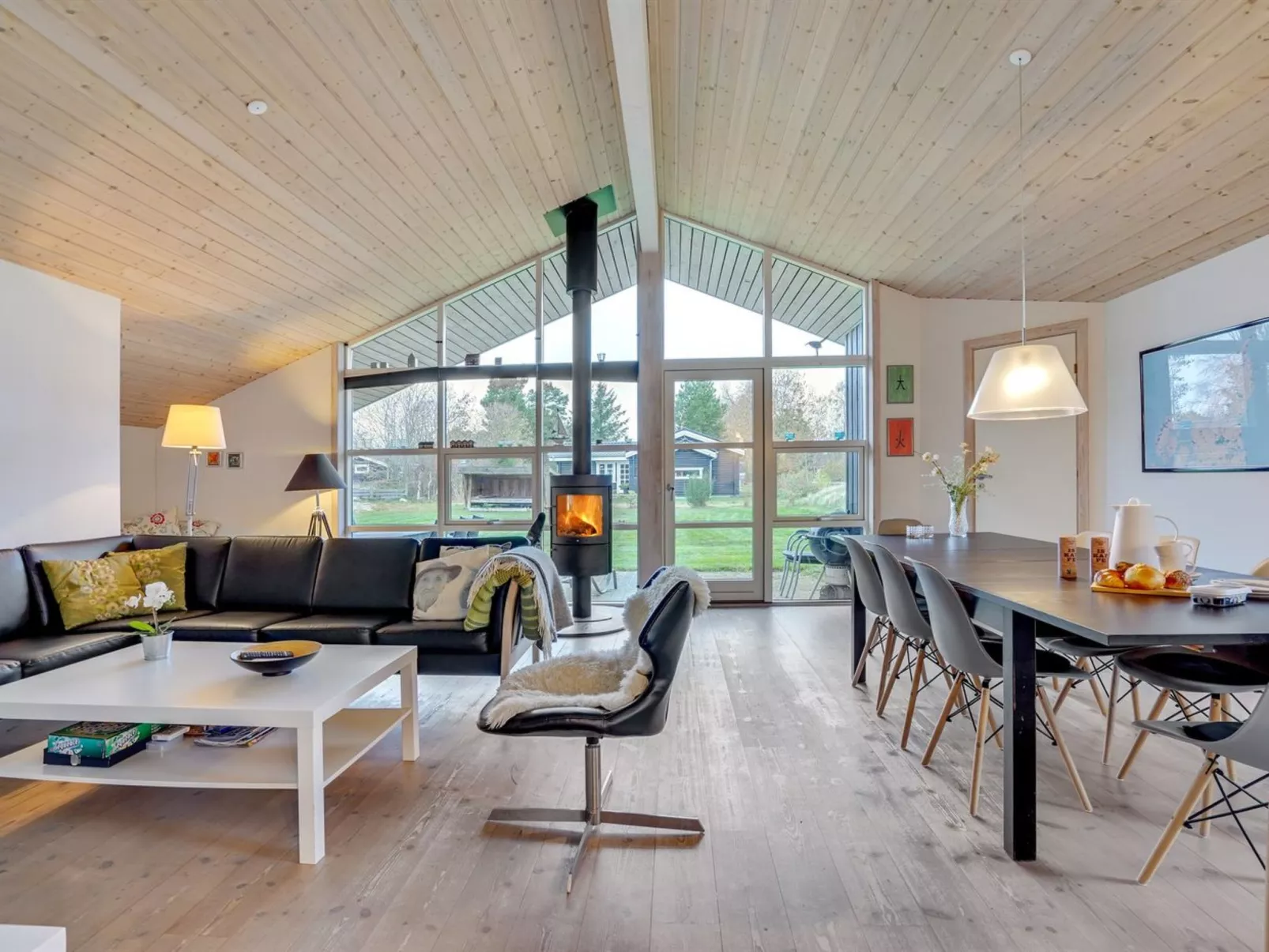 "Elni" - 900m from the sea-Buiten