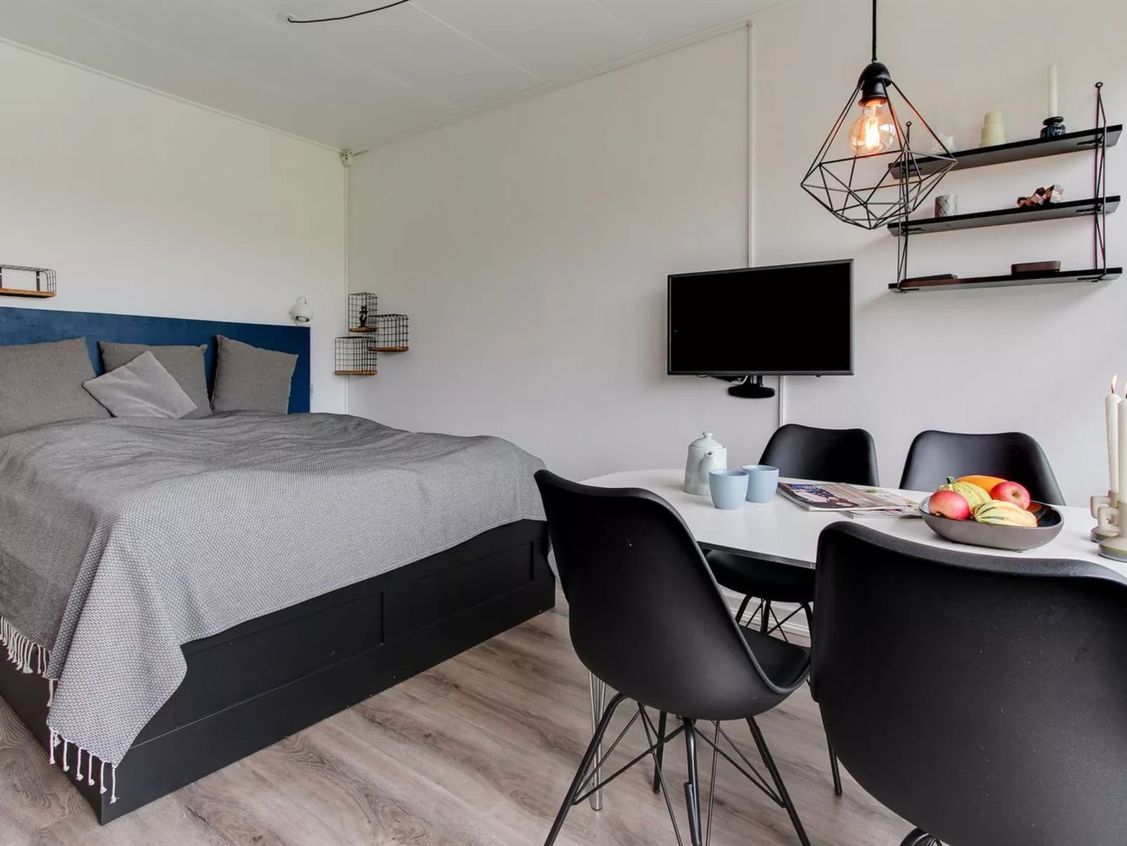 "Atte" - 300m from the sea-Binnen