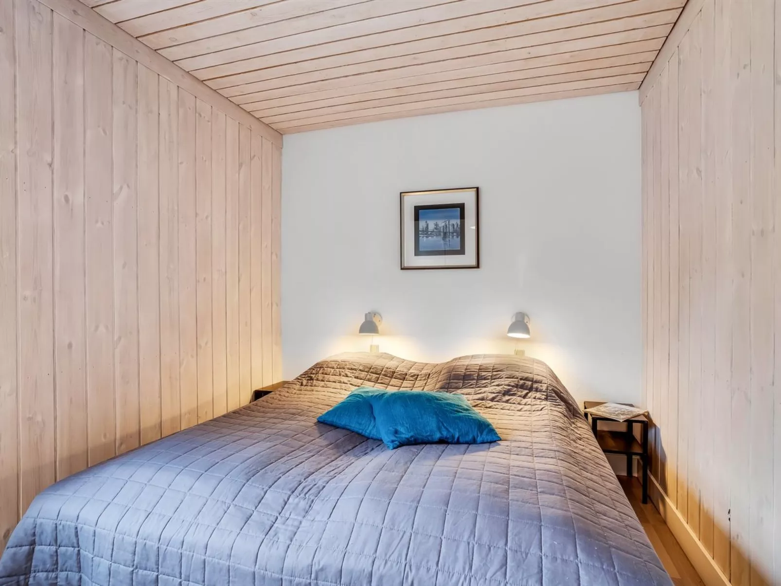 "Torsten" - 30m from the sea-Binnen