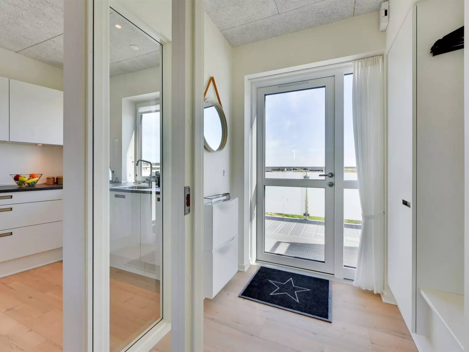 "Aiana" - 250m from the sea-Binnen