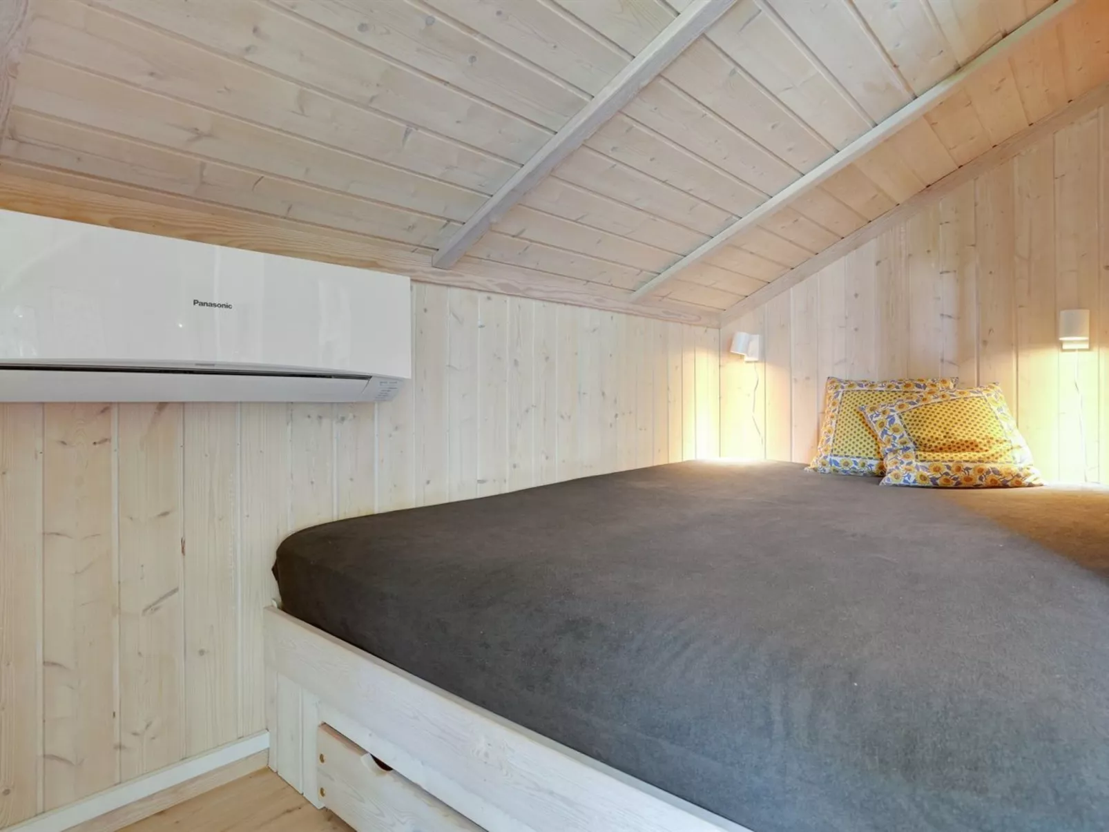 "Brynhild" - 400m from the sea-Binnen