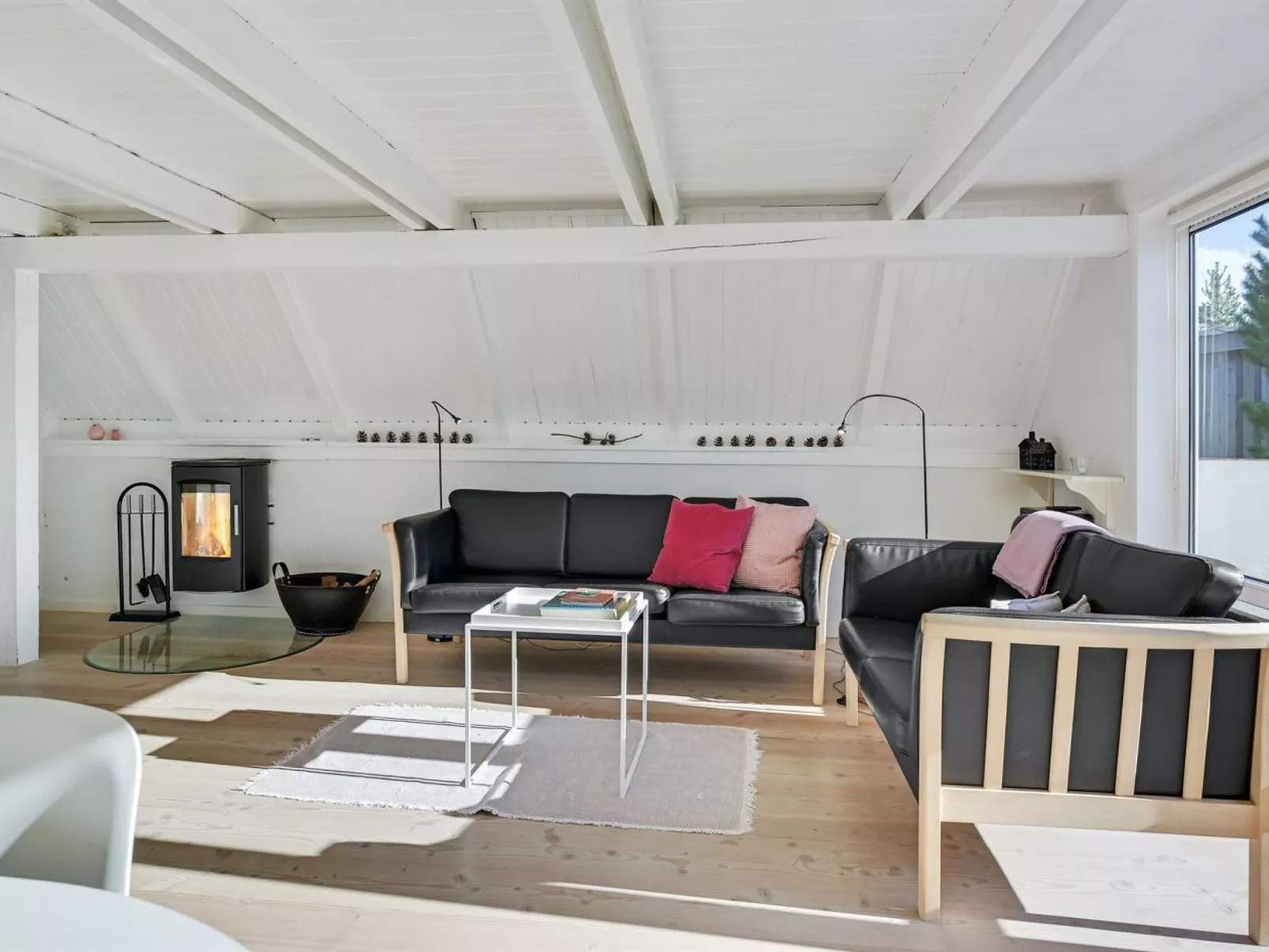 "Trana" - 2km from the sea-Binnen