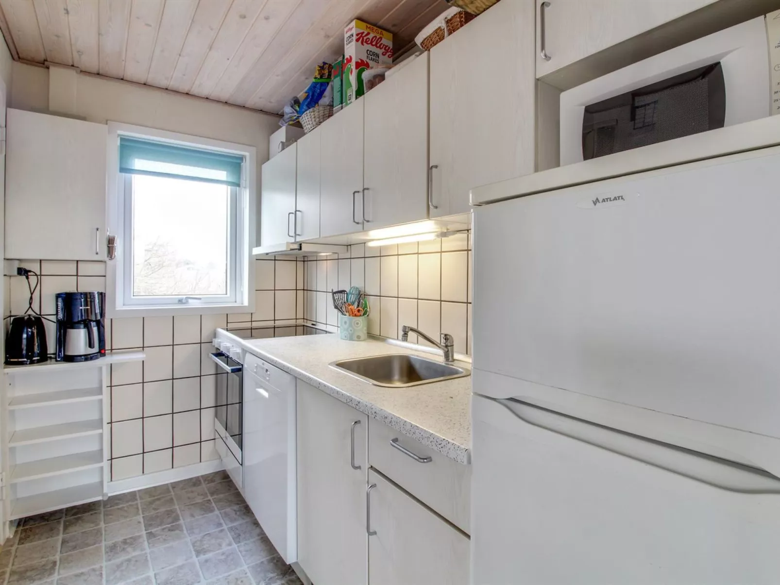 "Pupa" - 500m from the sea-Binnen