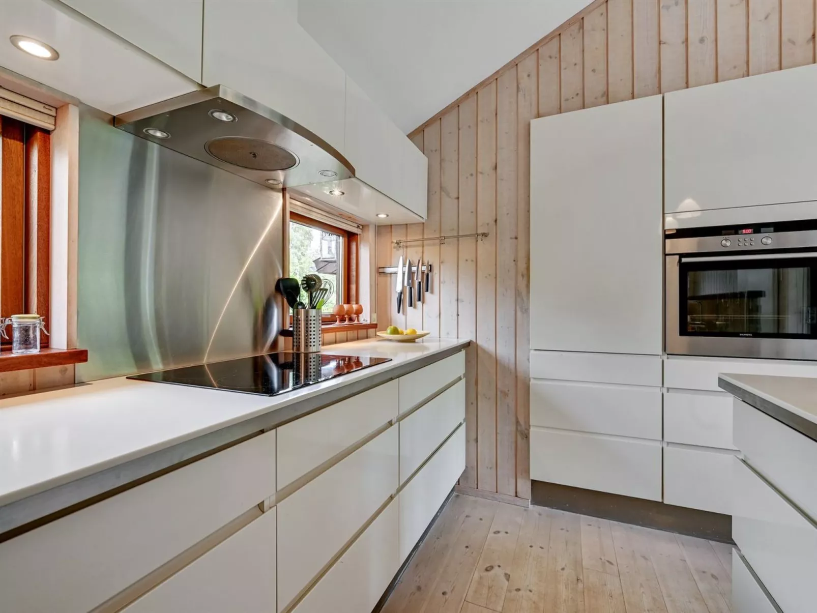 "Gustine" - 300m from the sea-Binnen