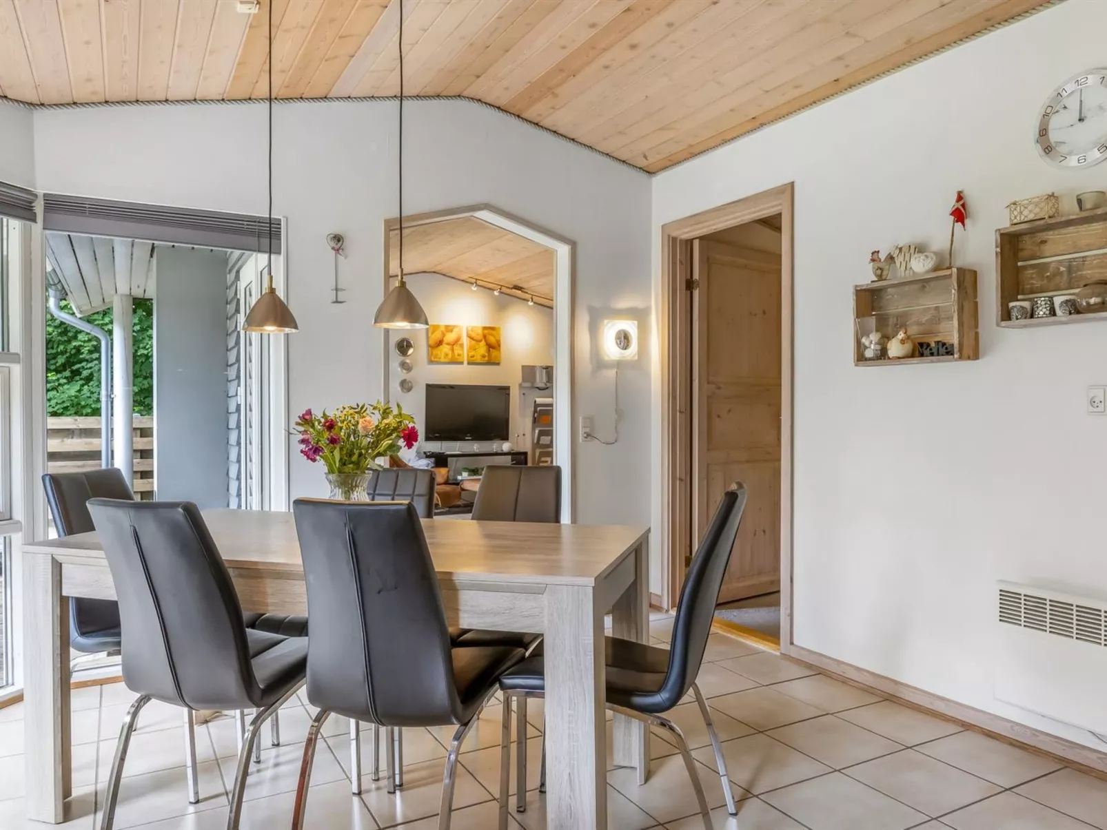 "Marret" - 30km from the sea-Binnen