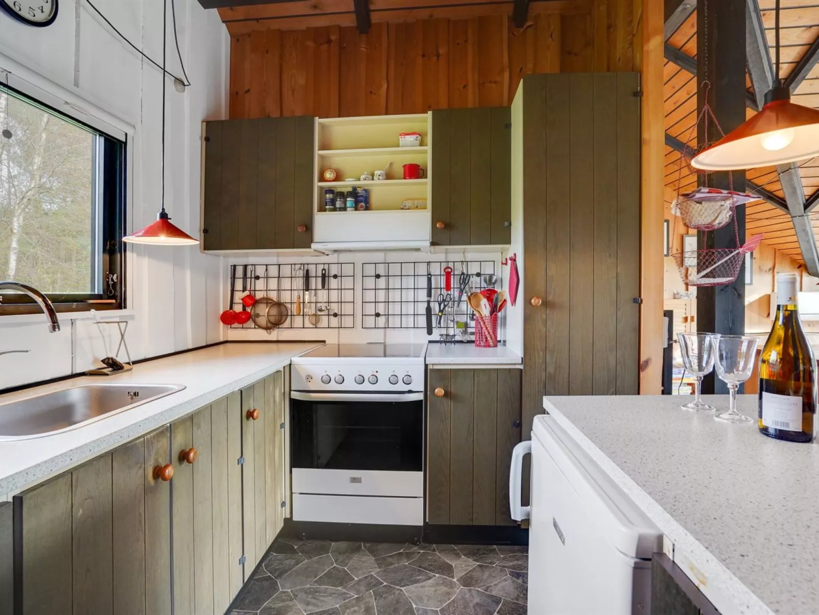 "Tenho" - 4.4km from the sea-Binnen