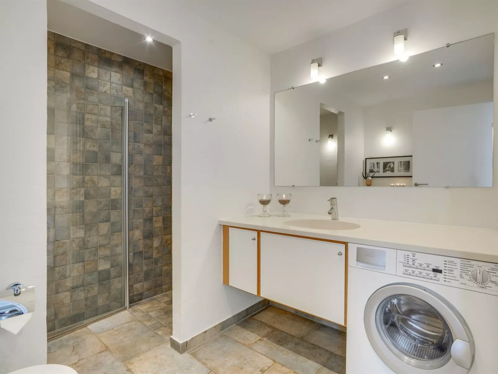 "Helgo" - 250m from the sea-Binnen