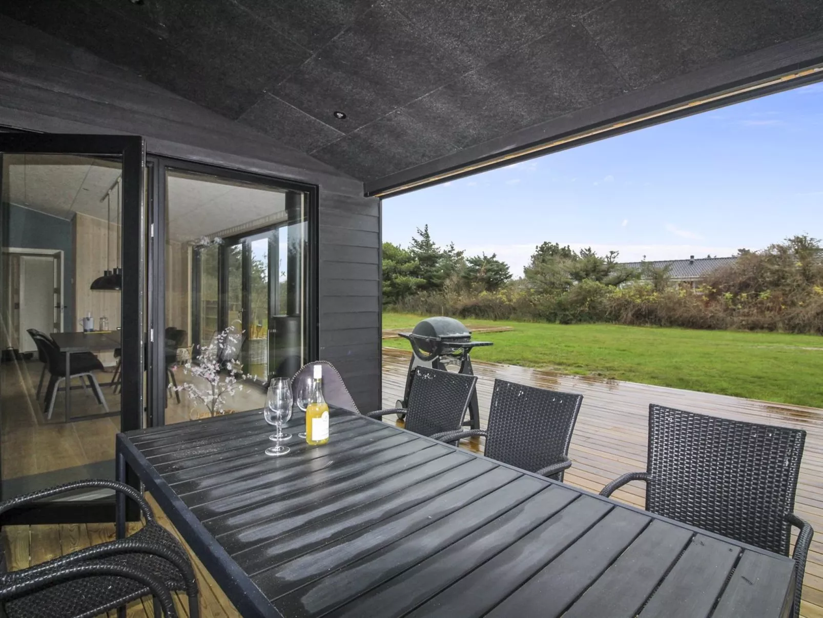 "Tatania" - 800m from the sea-Buiten