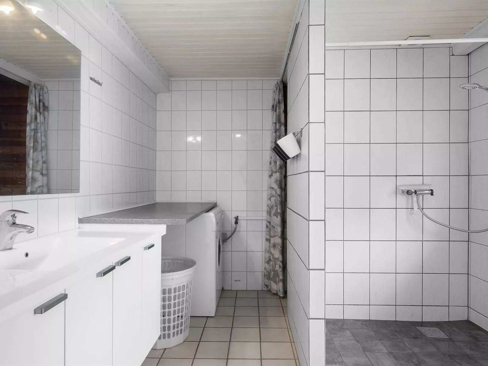 "Stojanka" - 1km from the sea-Binnen