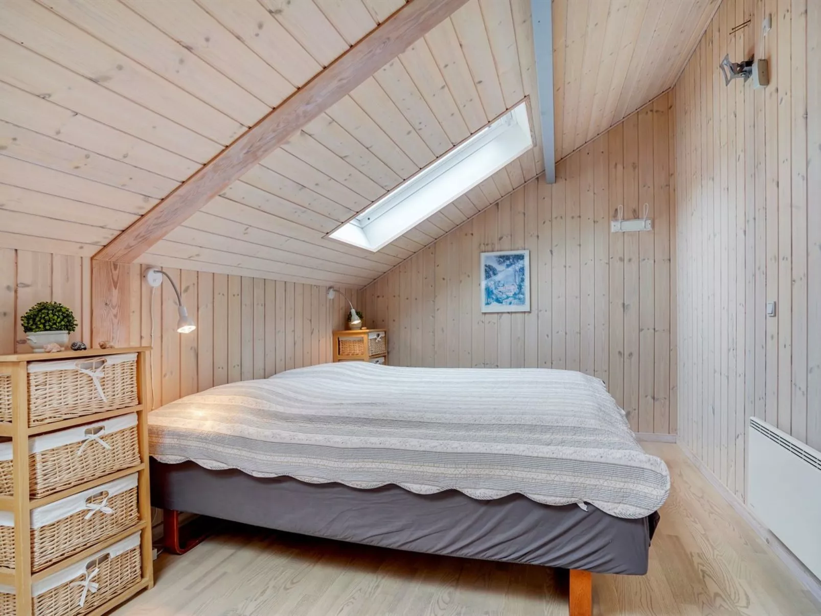 "Medard" - 2km from the sea-Binnen