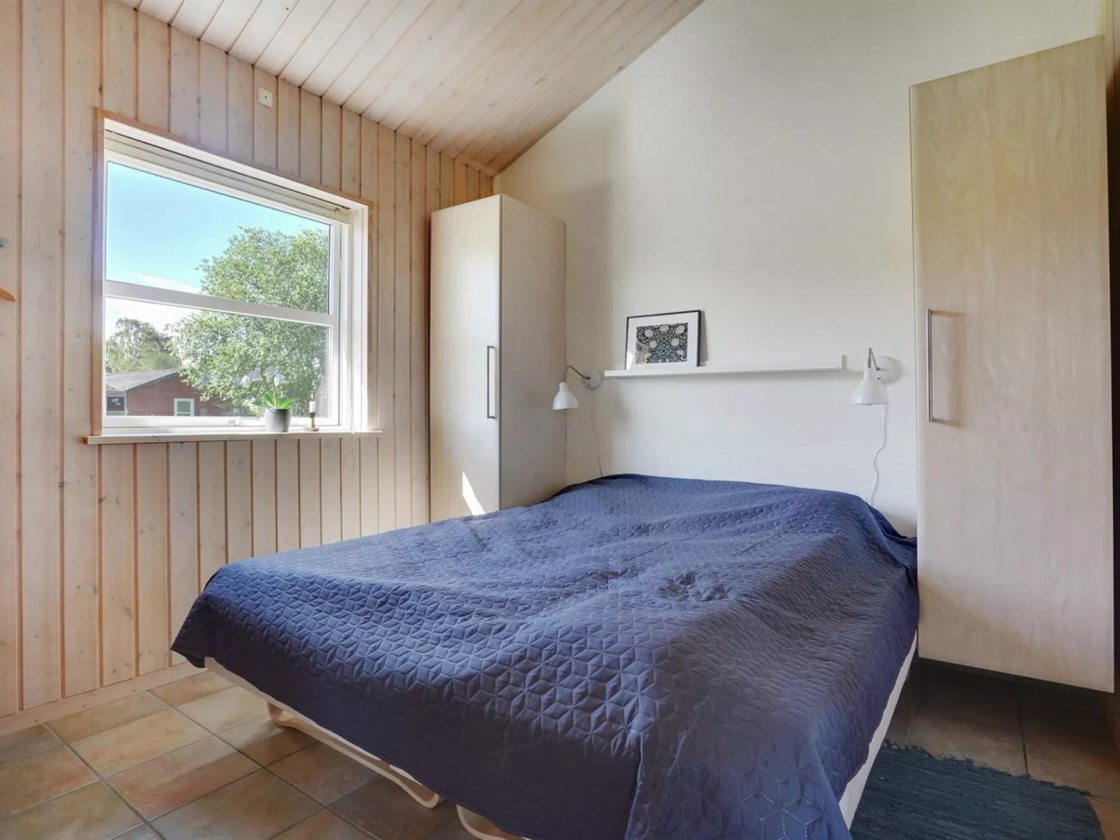 "Bitha" - 400m from the sea-Binnen