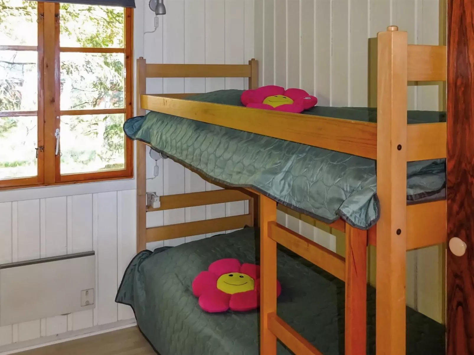 "Milrid" - 800m from the sea-Binnen