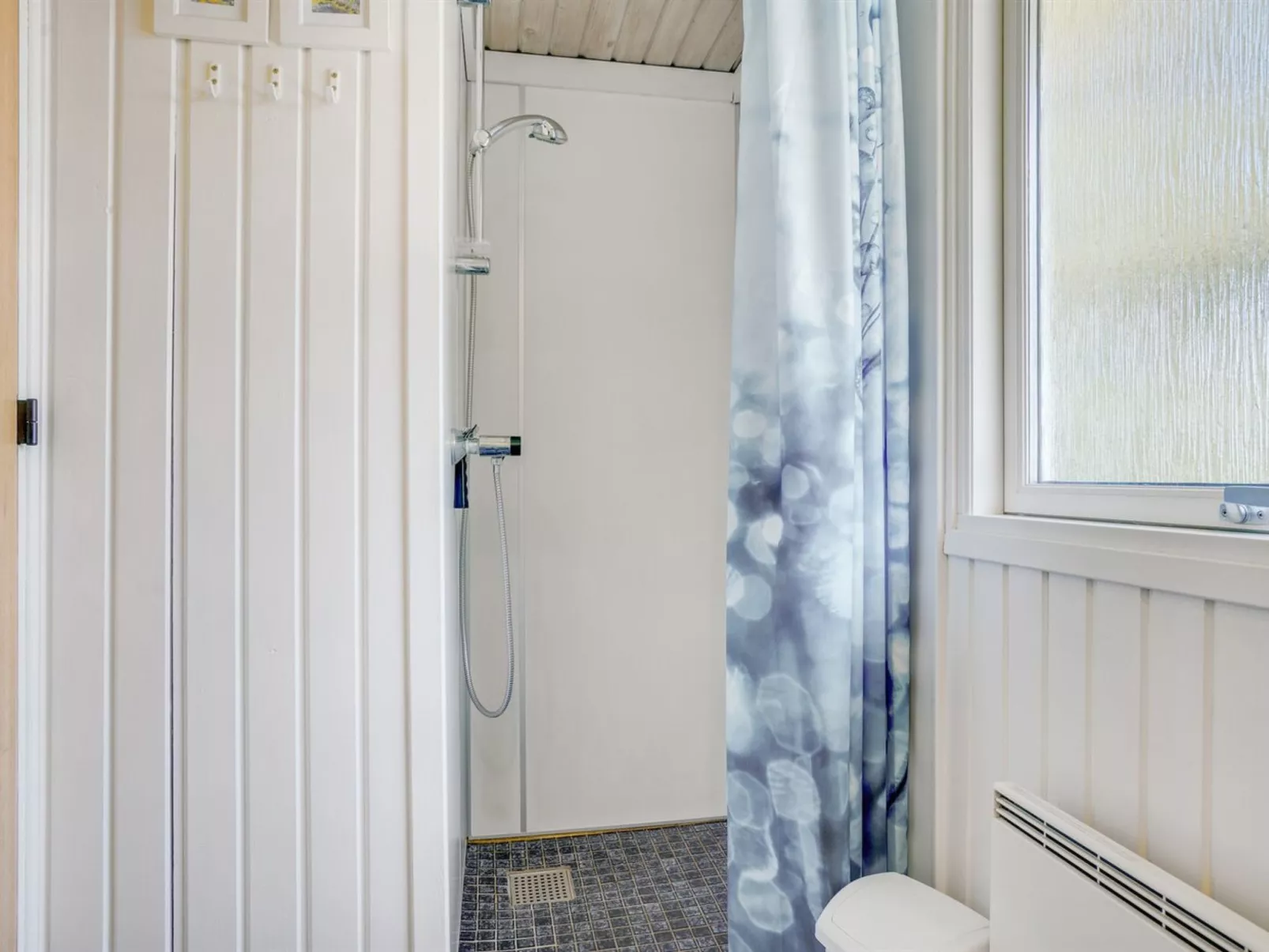 "Hrefna" - 350m from the sea-Binnen