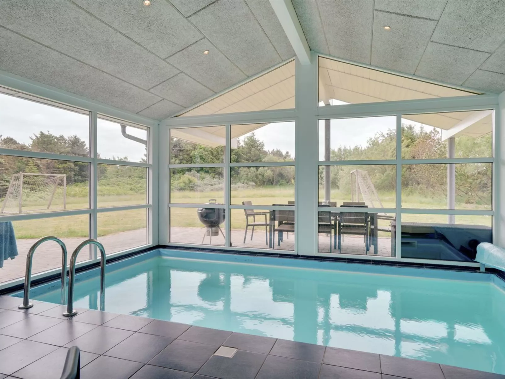 "Aiyana" - 530m from the sea-Buiten