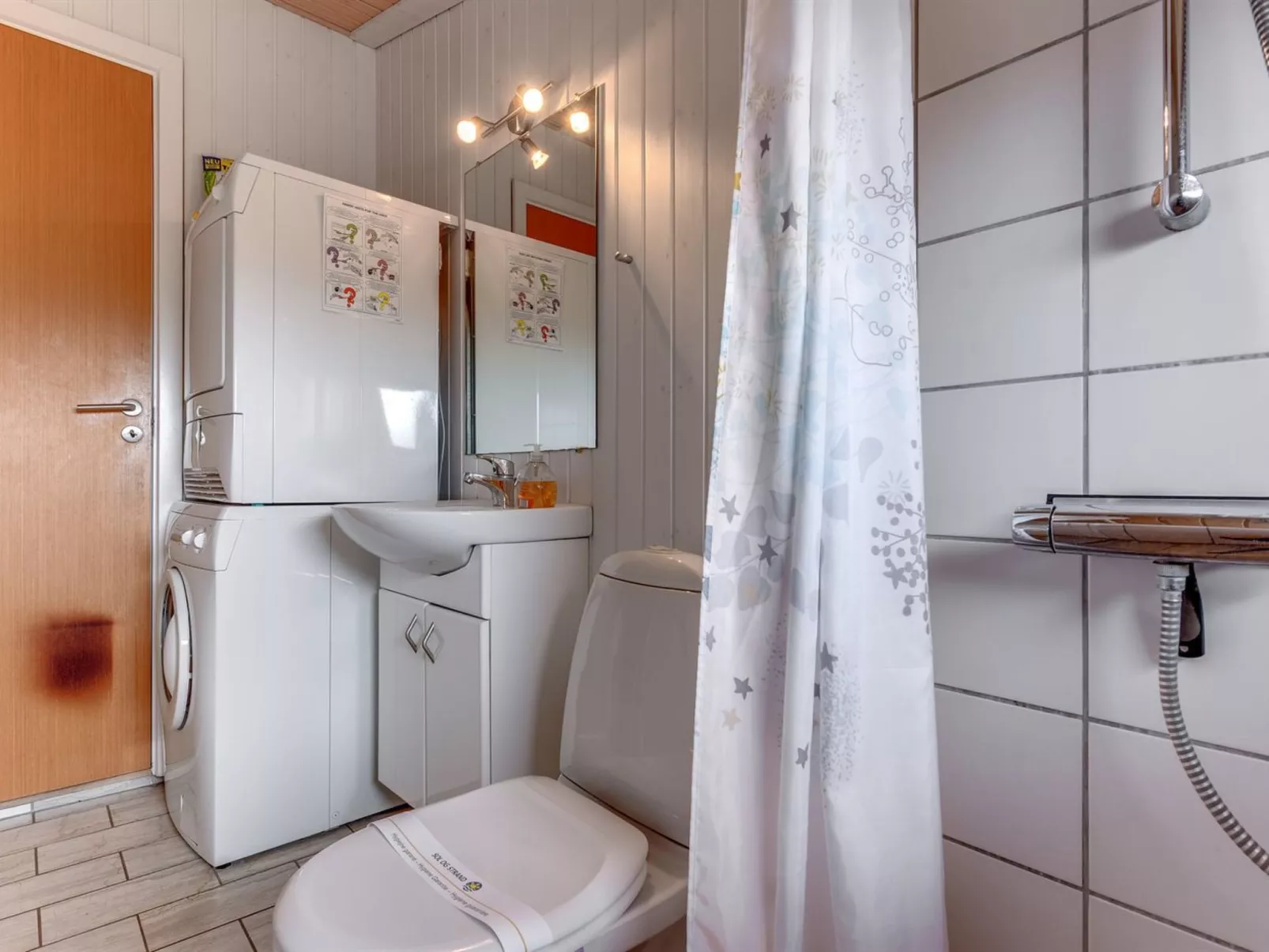 "Mogens" -  from the sea-Binnen