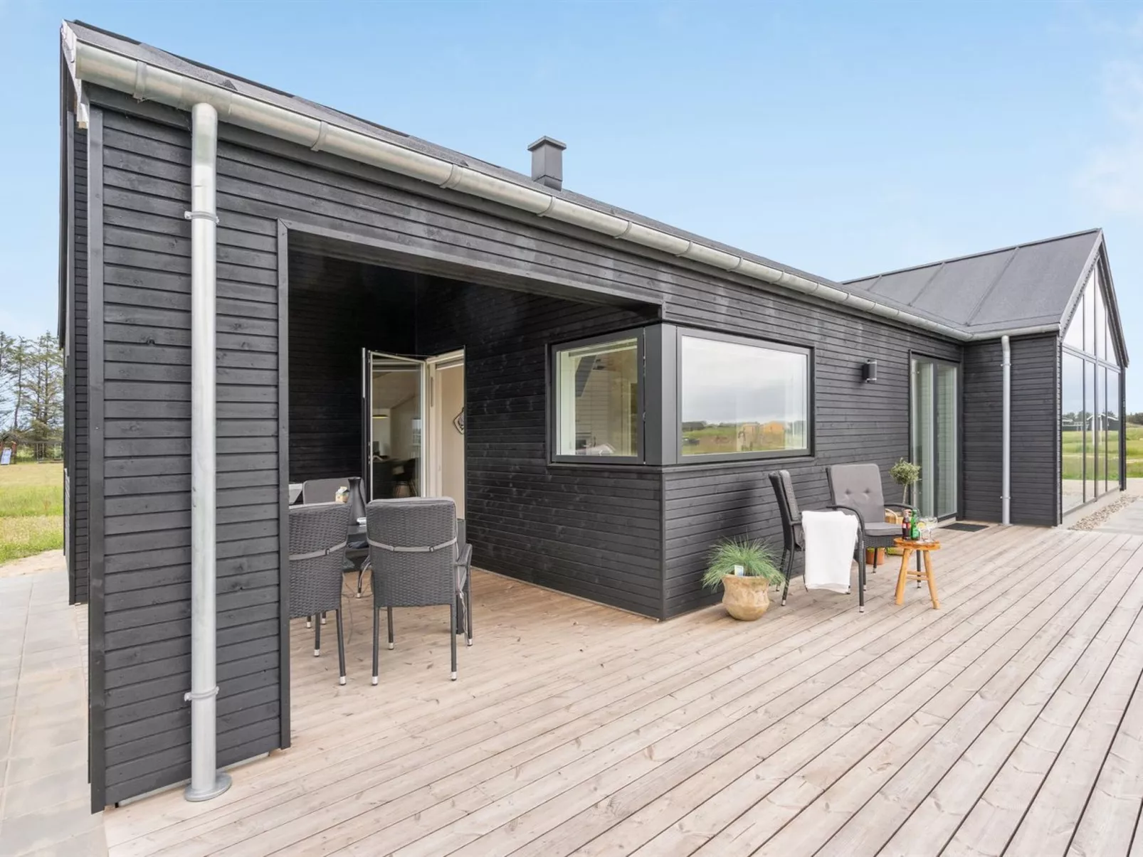 "Arlina" - 1.5km from the sea-Buiten