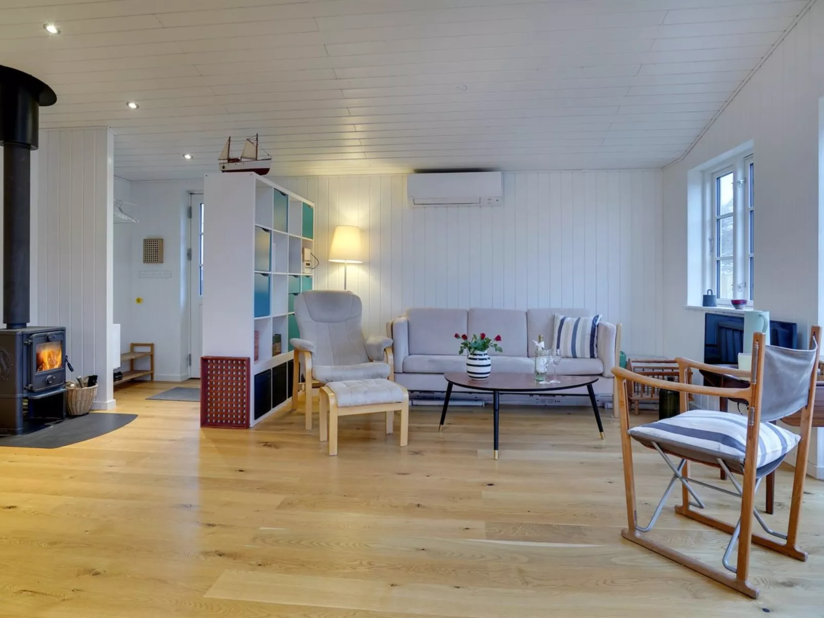 "Sofine" - 250m from the sea-Binnen