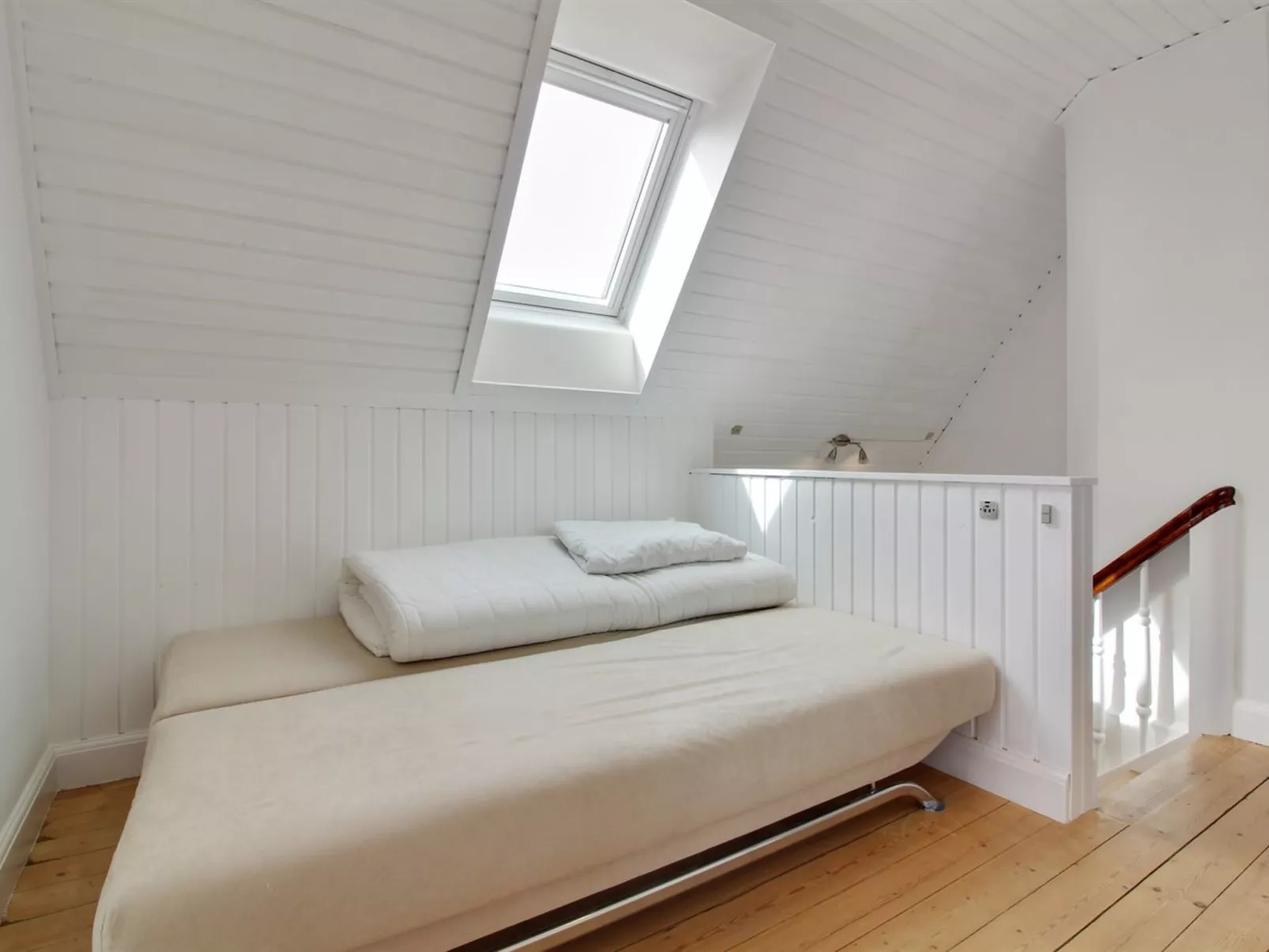 "Kosara" - 50m from the sea-Binnen