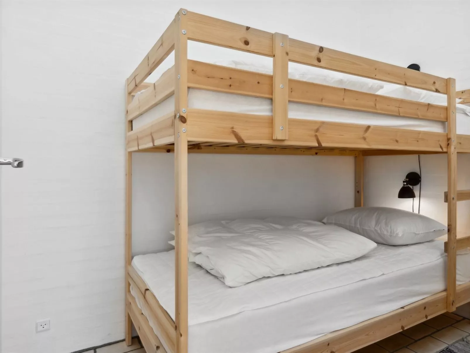 "Thilo" - 2.3km from the sea-Binnen