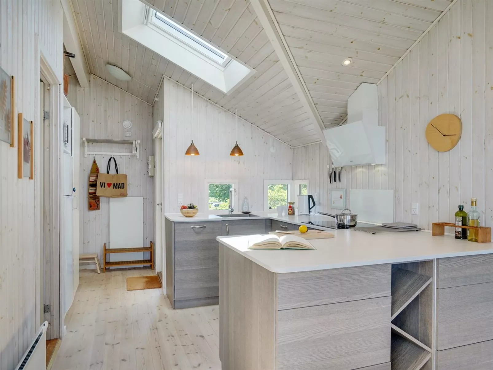 "Diertje" - 10m from the sea-Binnen