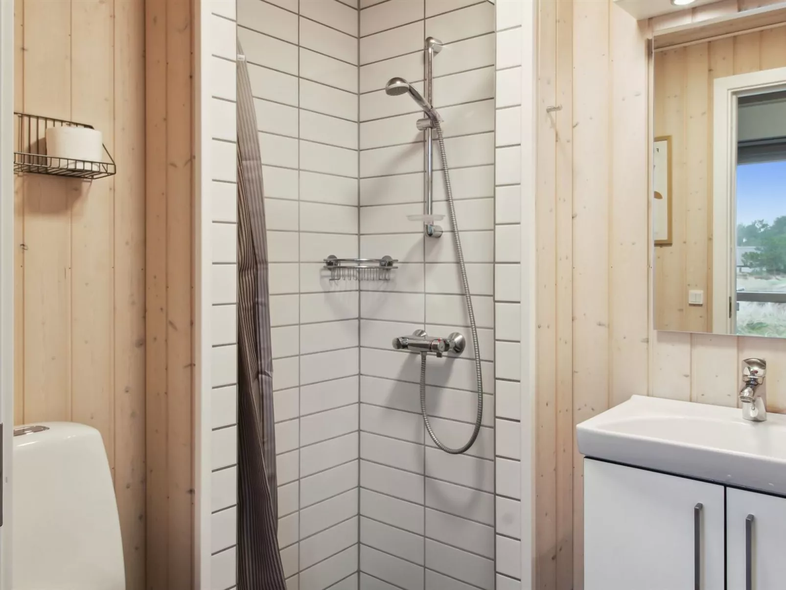 "Tiane" - 800m from the sea-Binnen