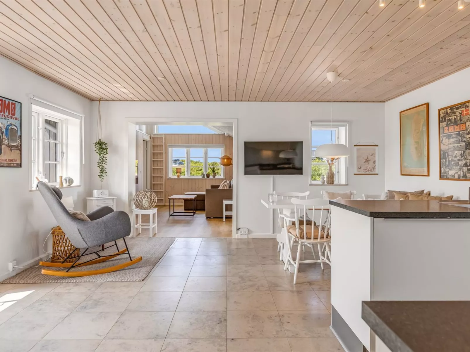 "Mikka" - 450m from the sea-Binnen