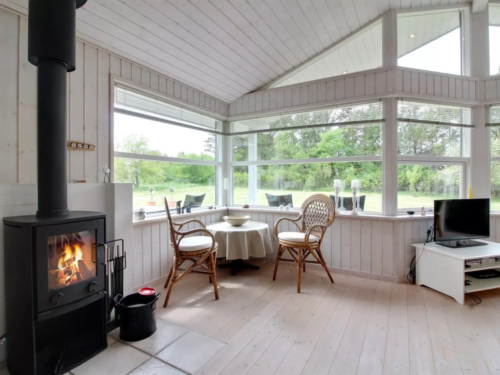 "Siljana" - 1km from the sea-Binnen