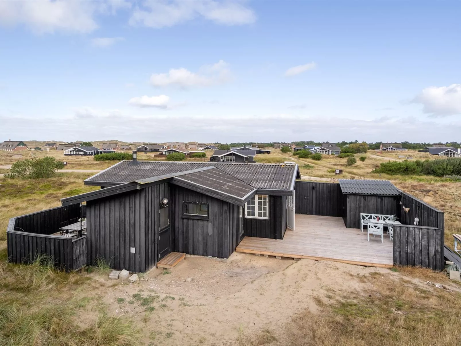 "Aleksi" - 500m from the sea-Buiten