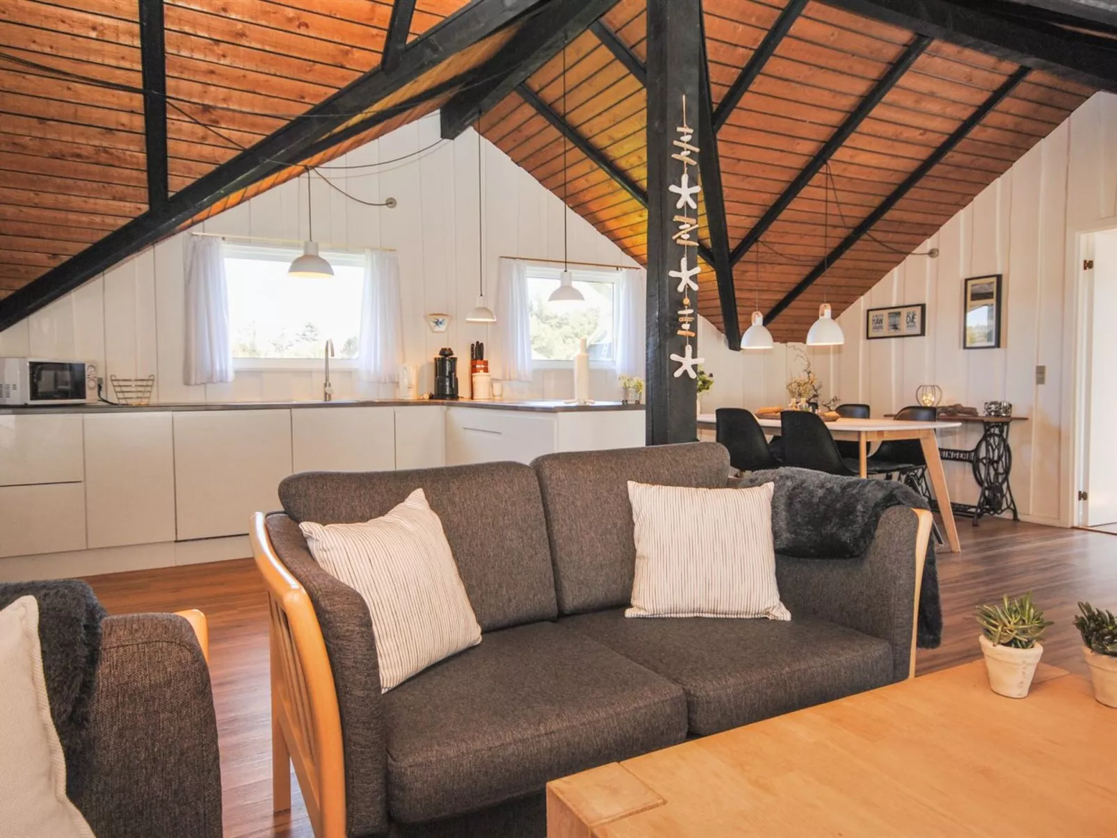 "Sakulf" - 600m from the sea-Binnen