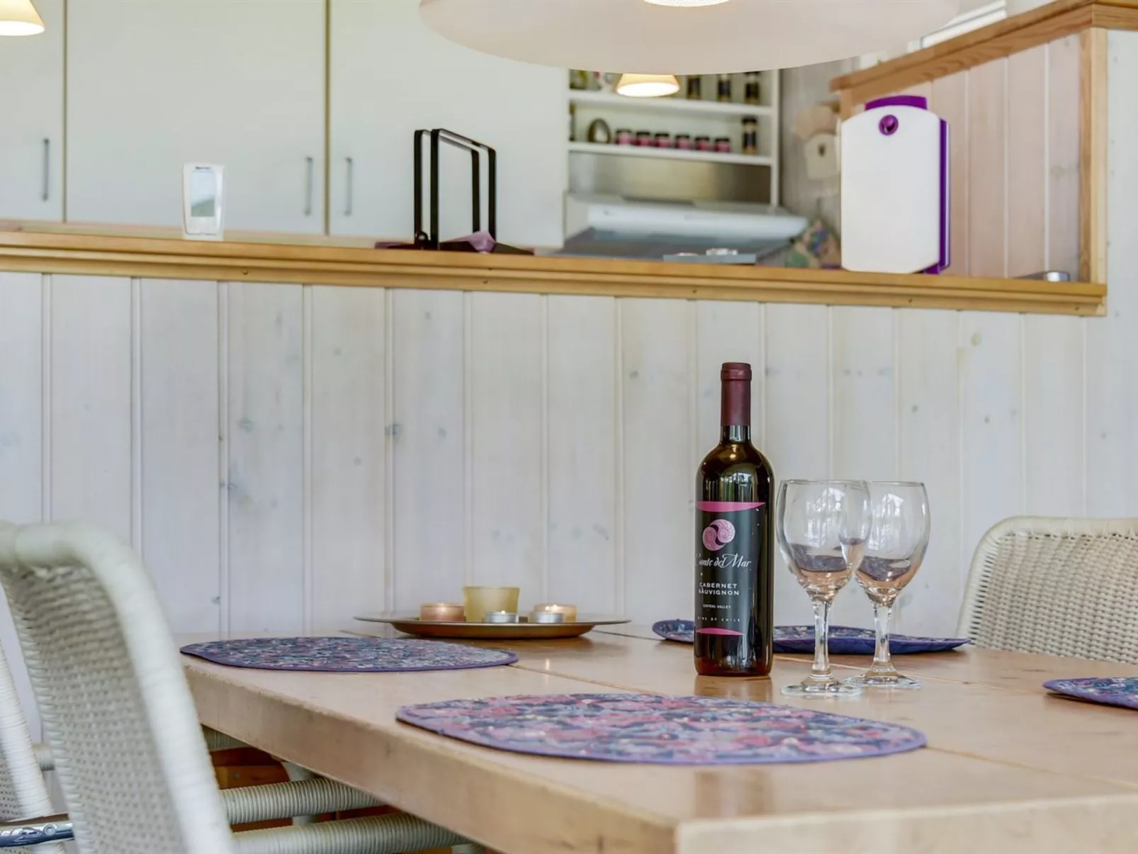 "Virpi" - 400m from the sea-Binnen