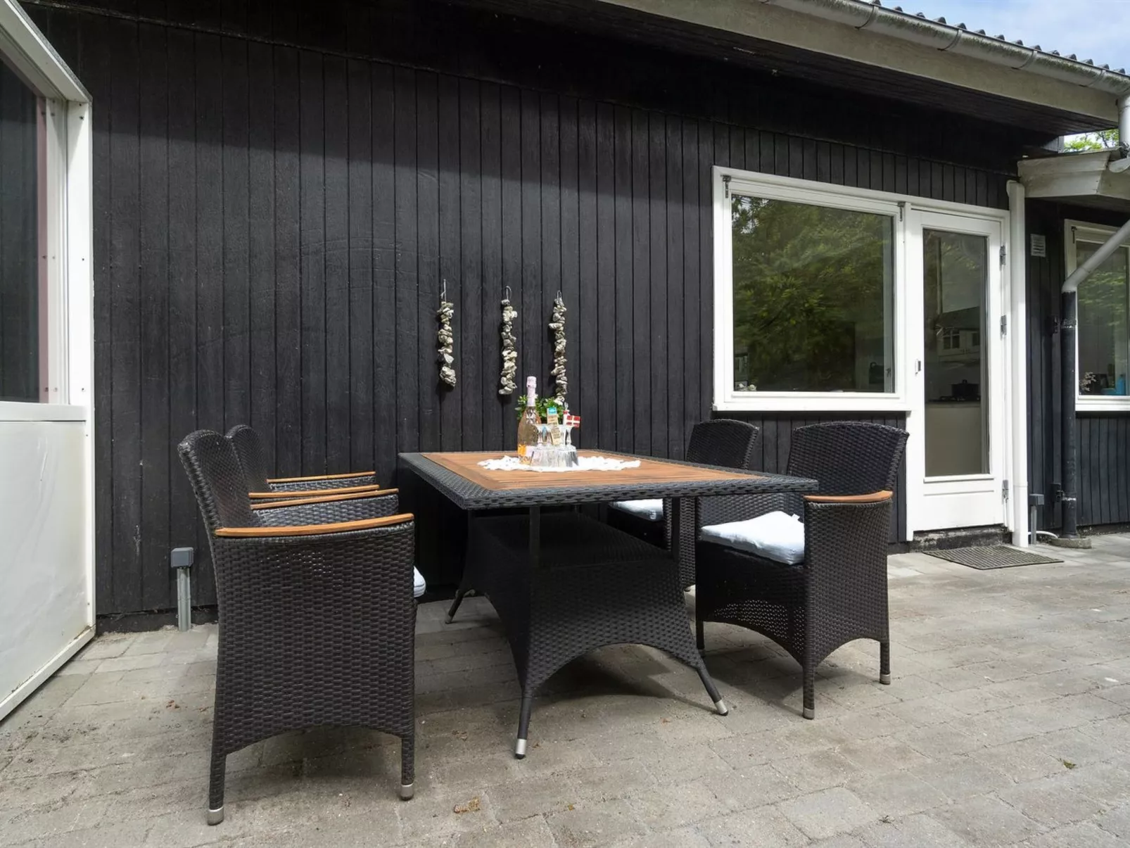 "Freda" - 100m to the fjord-Buiten