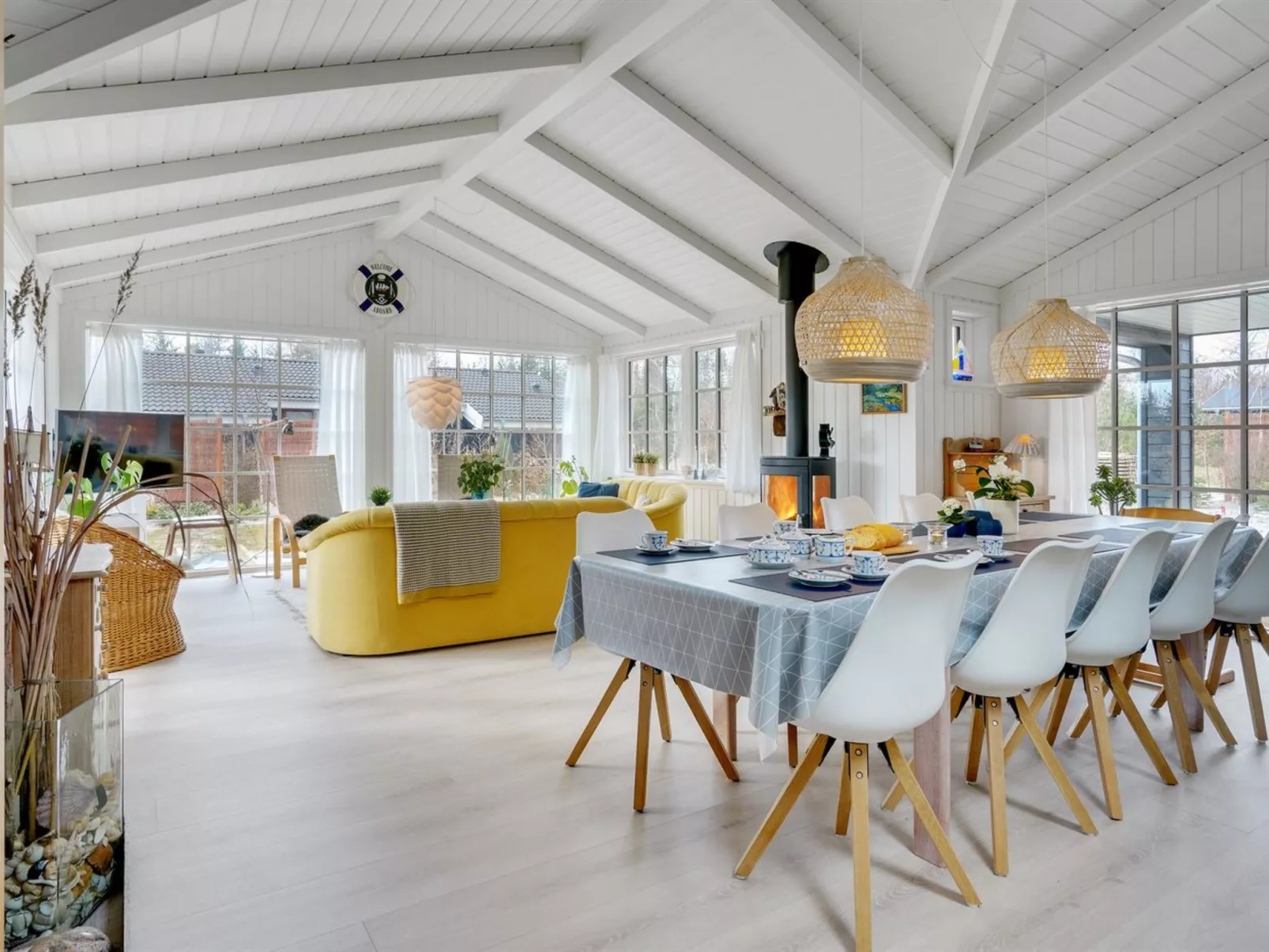 "Fido" - 300m from the sea-Binnen