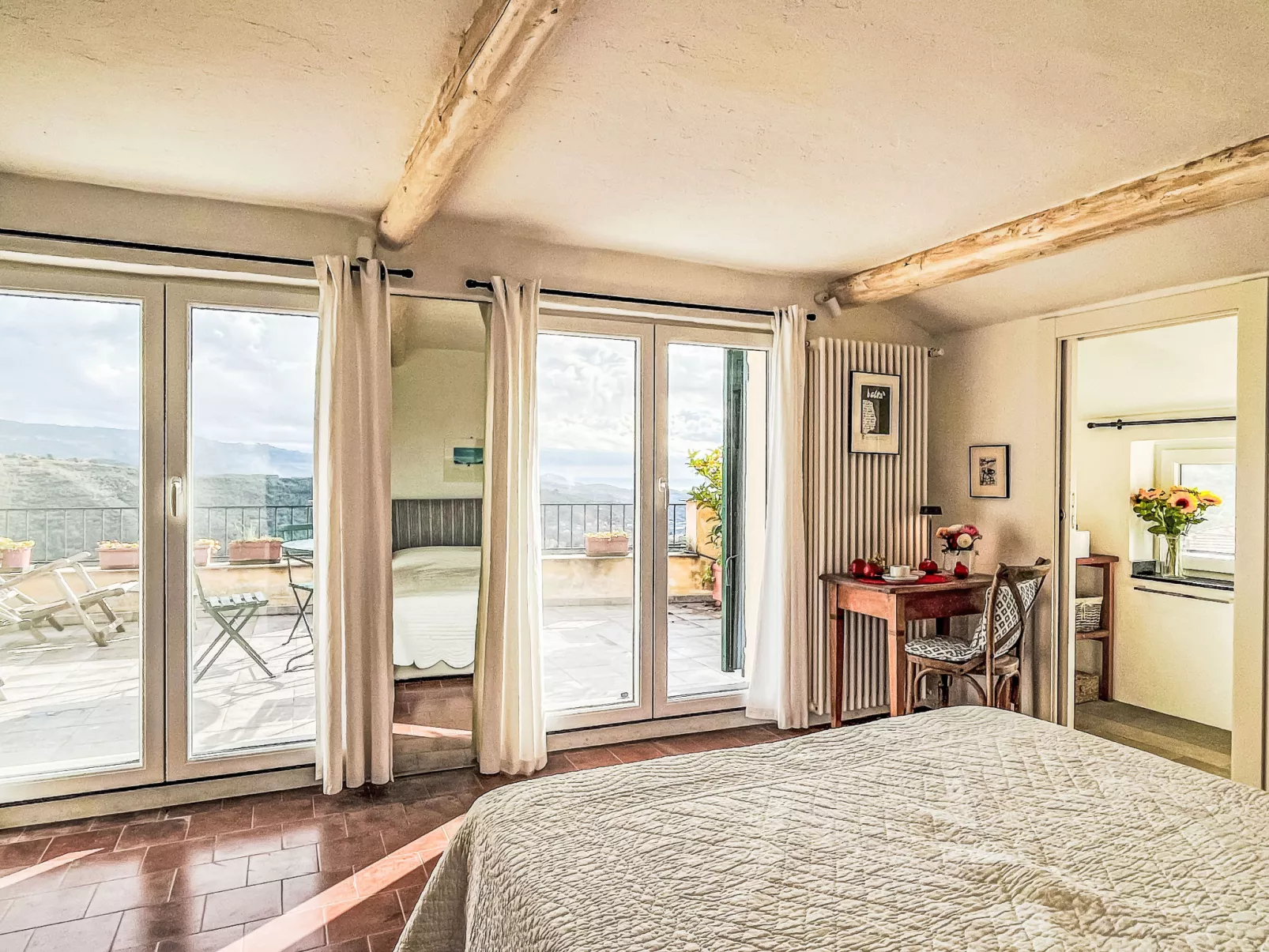 Bella Vista (DOL284)