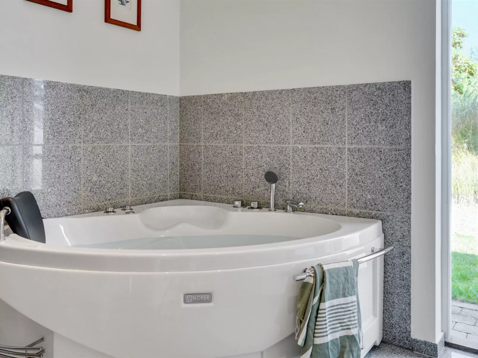 "Kringfod" - 590m from the sea-Binnen