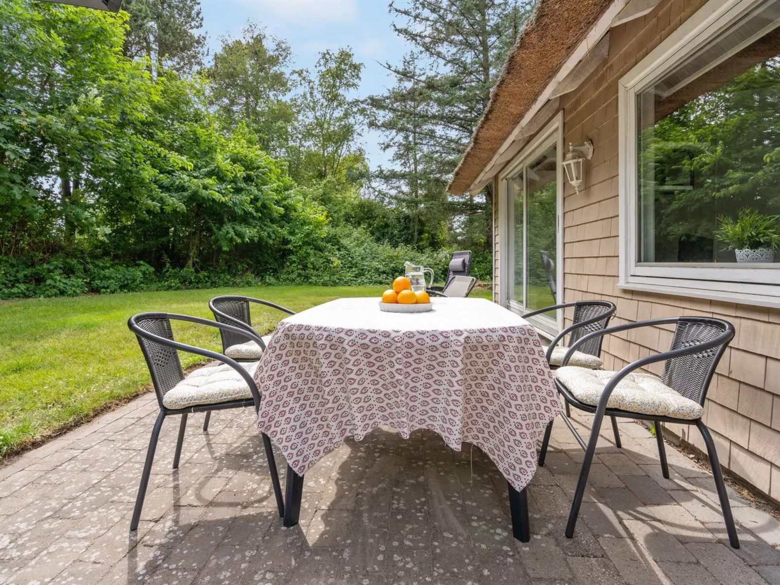 "Vemund" - 750m from the sea-Buiten